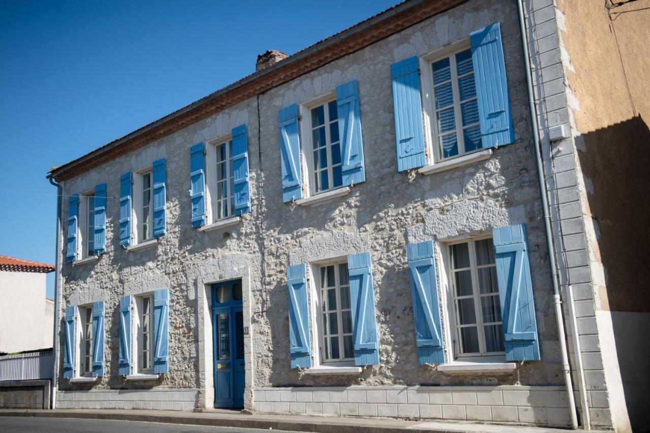 Le Petit Cochon Valence-sur-Baise Exterior foto