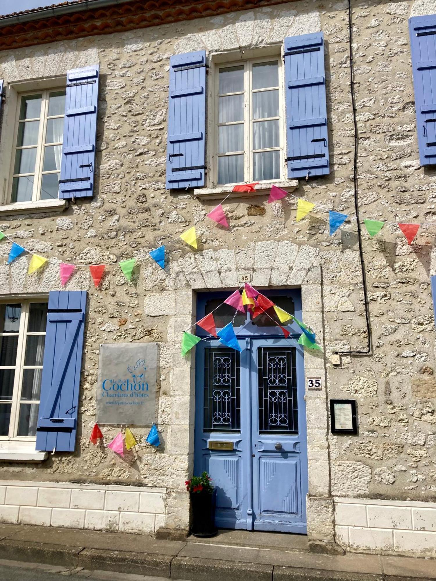 Le Petit Cochon Valence-sur-Baise Exterior foto